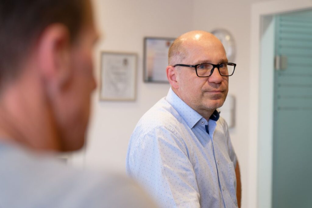 Otmar Köffel, Geschäftsführer der Alfred Köffel GmbH, im Gespräch